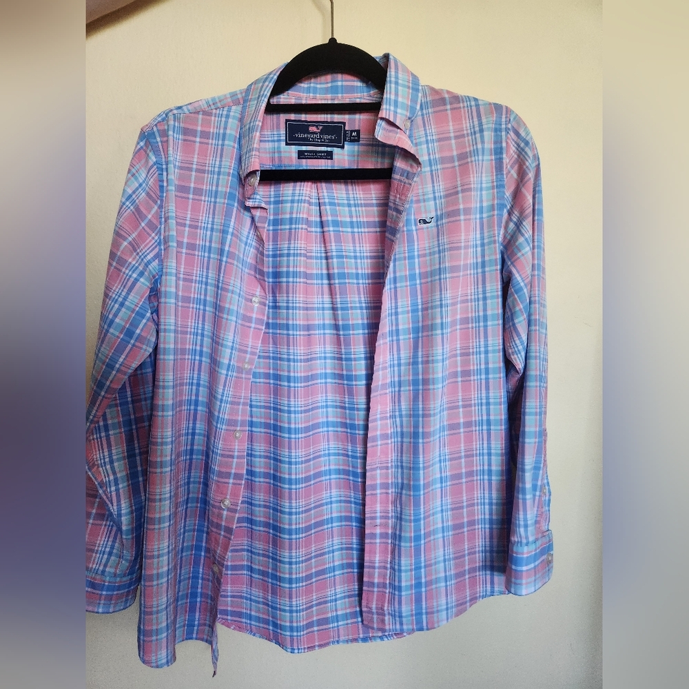 Vineyard vines shirt